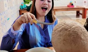 Bakso KLENGER Khas Yogyakarta (Lebih Besar dari Bola Basket)