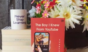 REVIEW NOVEL THE BOY I KNEW FROM YOUTUBE