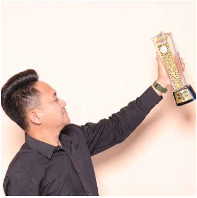 piala penghargaan