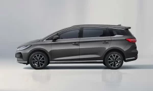 Beberapa Hal Penting Sebelum Meminang Mobil Listrik BYD M6
